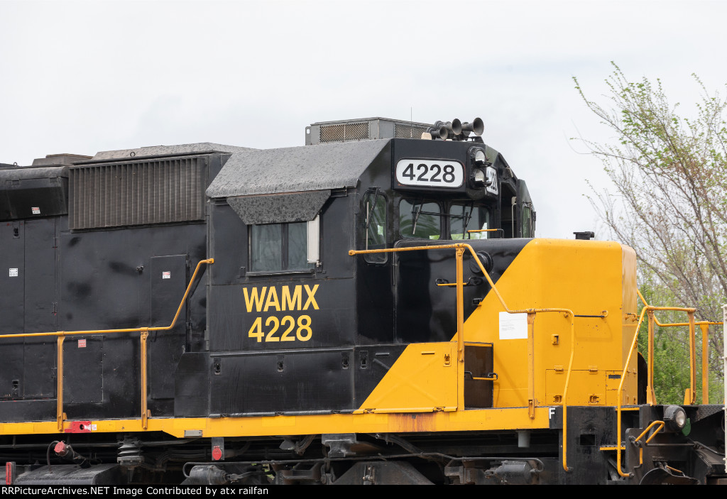 WAMX 4228